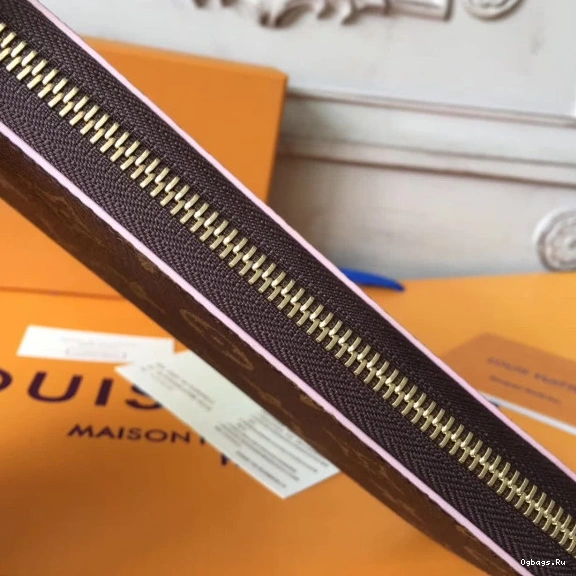 Vuitton Louis wallet CHANELEMENCE 1217